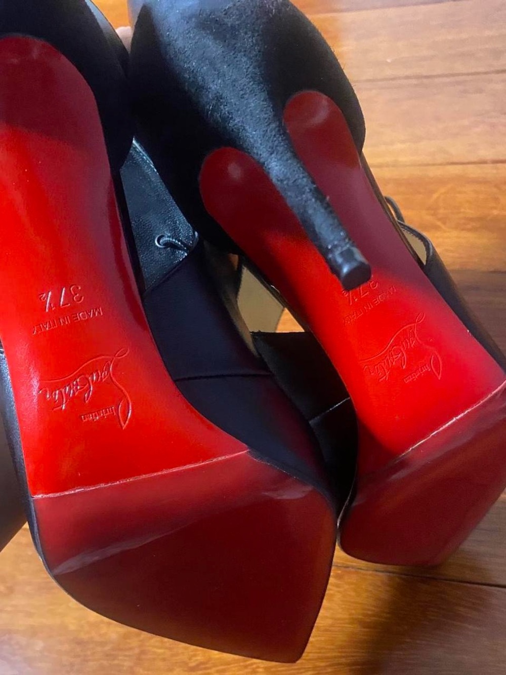 Black Women's Cutout Pointed-Toe Heels - Picture 4 of 8